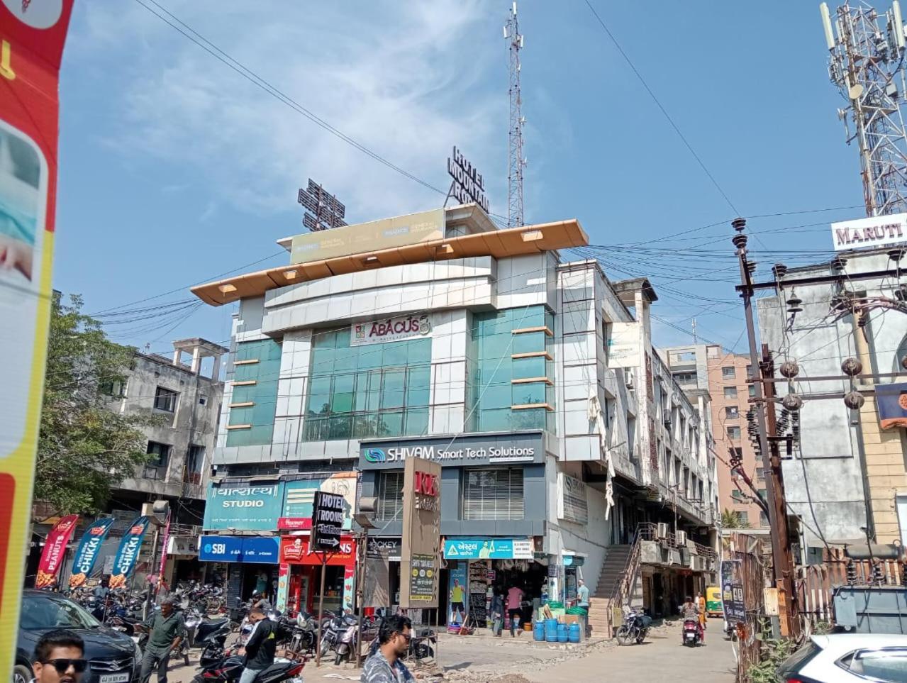 Hotel Mountain Bharuch المظهر الخارجي الصورة