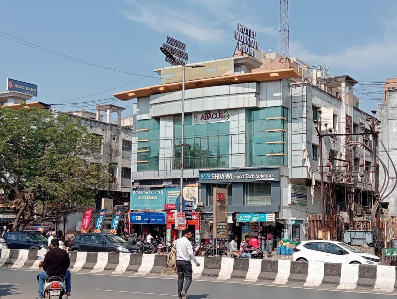 Hotel Mountain Bharuch المظهر الخارجي الصورة